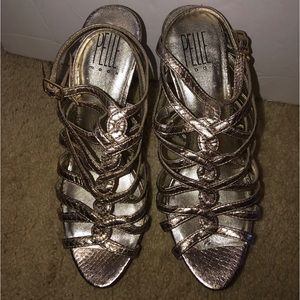 High heels Pelle Moda size 10M